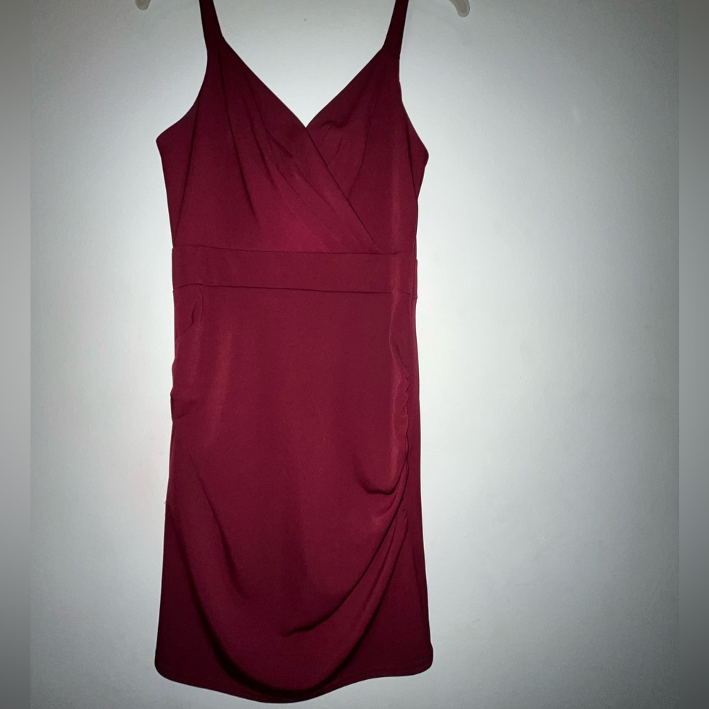 Sleeveless mid length dress
